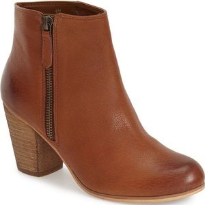 BP Brand Tan/Camel Booties Size 6